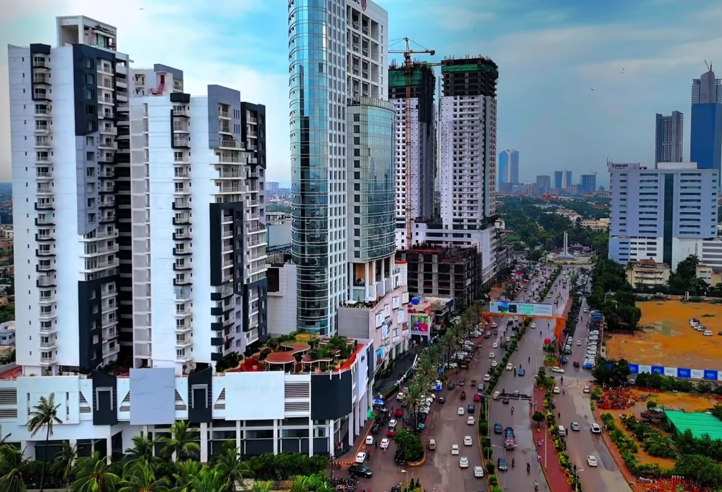 The Karachi Edge: Why Solo-Building in Karachi is the Geopolitical Play of 2026